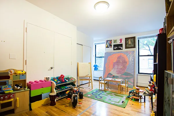 Rented by First Point Management | media 18