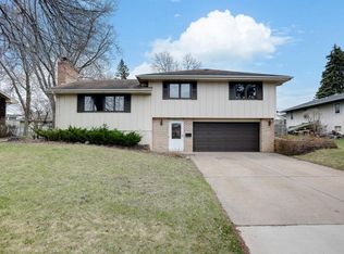 3312 Edgemere Ave, Saint Anthony, MN 55418