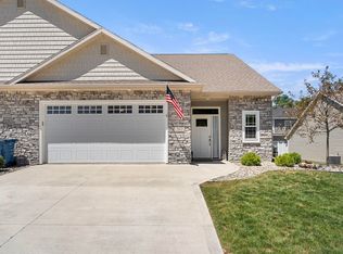 510 Williamson Cir, Angola, IN 46703