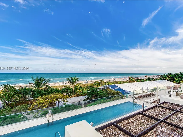 2301 Collins Ave #1026 — Photo 34
