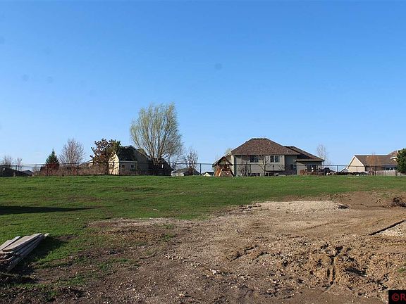 4th image of 108 Ella Ct
