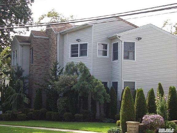 2nd image of 10012 222nd St