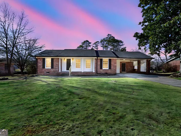 6541 Debbie Sue Ln — Photo 2