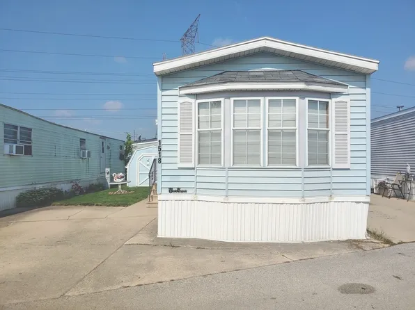 8800 S Harlem Ave Trailer 1518, Bridgeview, IL 60455