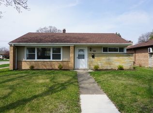 990 S 3rd Ave, Des Plaines, IL 60016