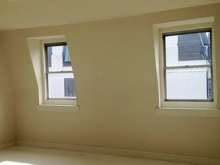 32 E Preston St #B — Photo 33
