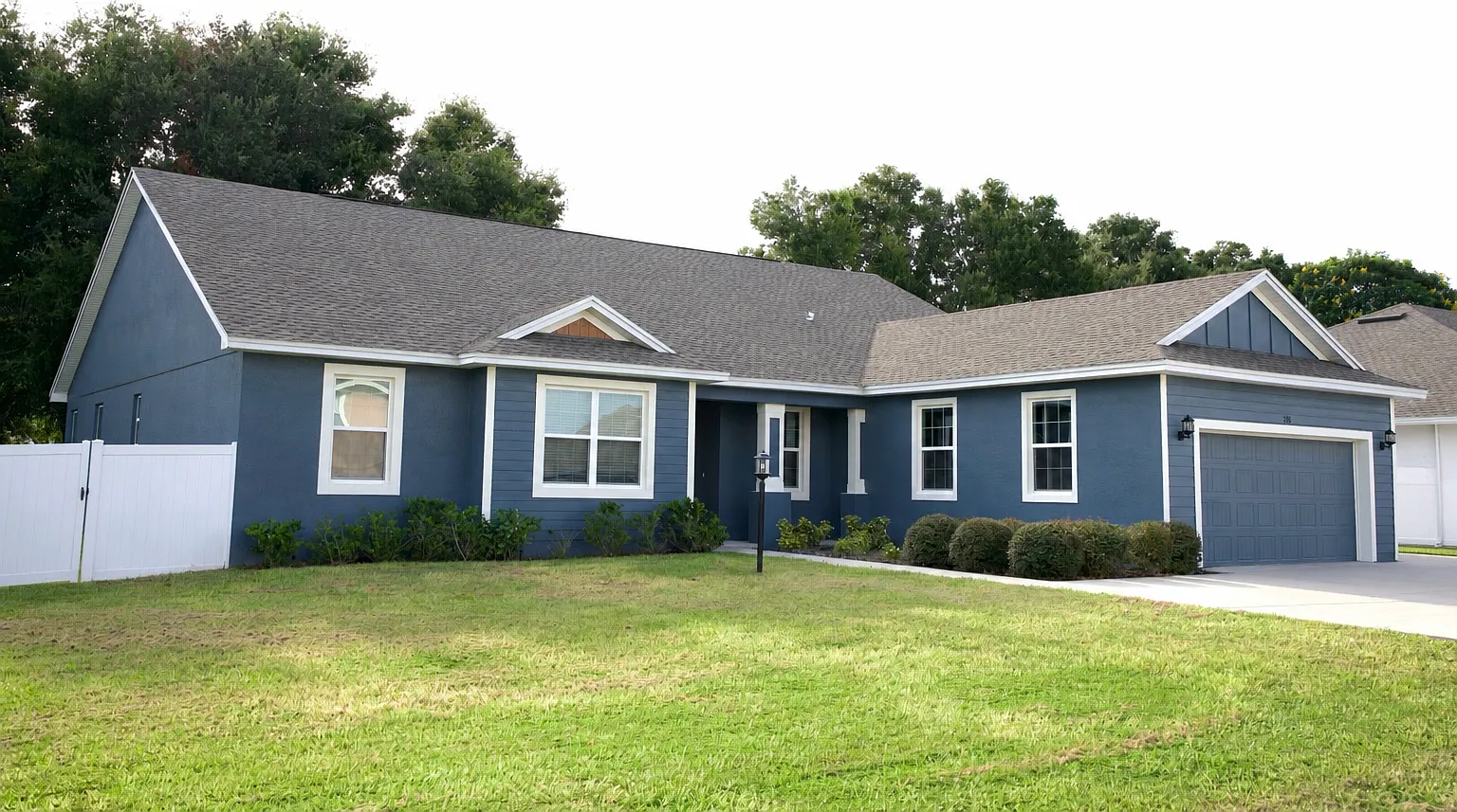 4 bed, 2616 sqft, $4,000 — Photo 2