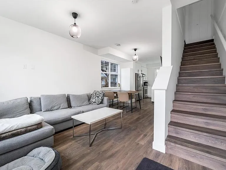 707 Robinson St #108 — Photo 23