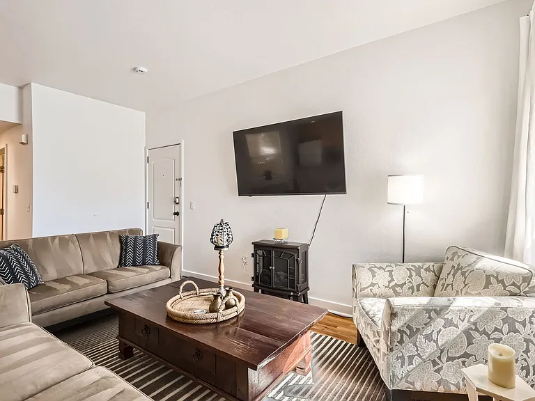 2363 Champa St #102 — Photo 6