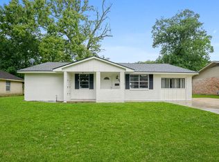3066 Cedarcrest Ave, Baton Rouge, LA 70816