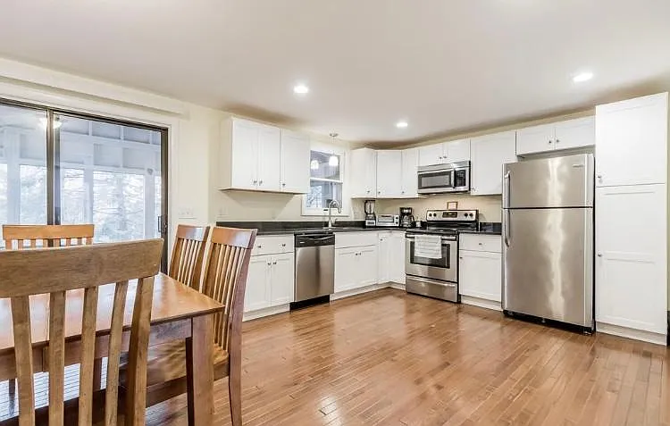 9 Smith Ave #A — Photo 11