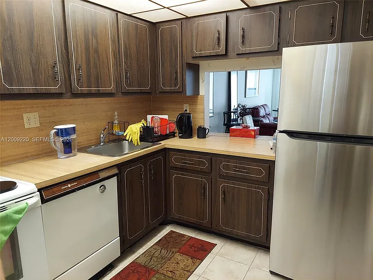 8310 Sands Point Blvd #L305 — Photo 3
