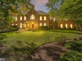 6700 Old Stone Fence Rd, Fairfax Station, VA 22039