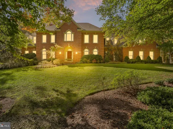 6700 Old Stone Fence Rd, Fairfax Station, VA 22039