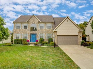 8295 Woodstream Dr, Canal Winchester, OH 43110