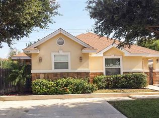 13107 Kickapoo Dr, Laredo, TX 78045