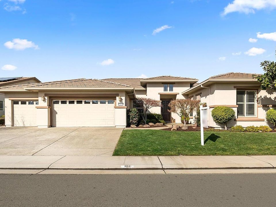 1st image of 102 Segolily Ct