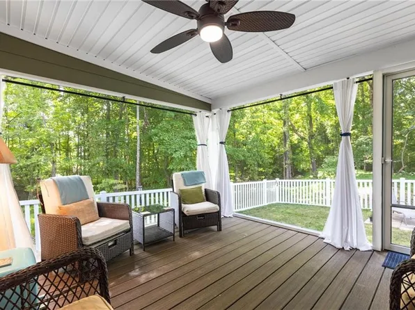 171 N Secretariat Dr, Suffolk, VA 23435