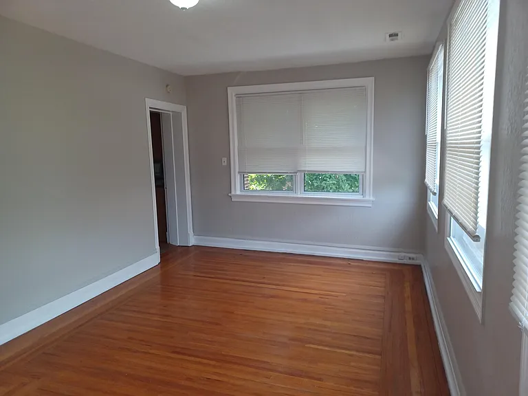 7327 Amherst Ave #B — Photo 9