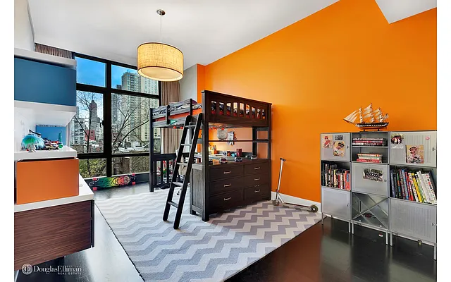 Sold by Douglas Elliman | media 21