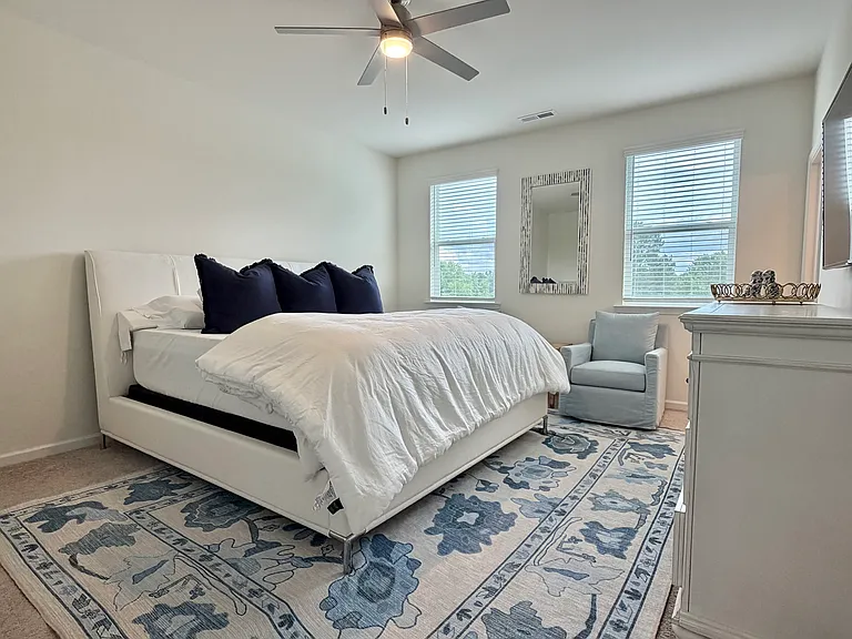 855 Parc Townes Dr — Photo 33