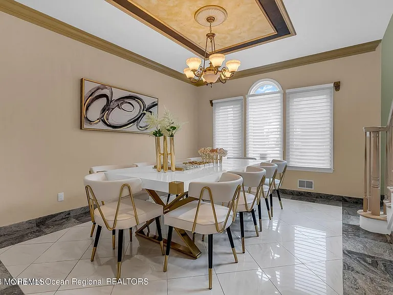 7 Mackenzie Rd — Photo 9