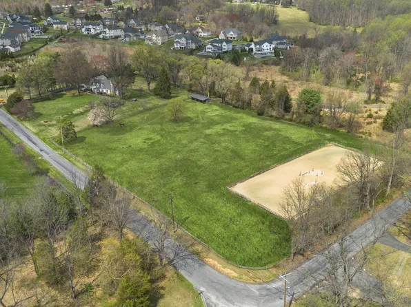 16510 Batchellors Forest Rd, Olney, MD 20832