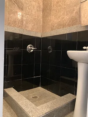 Rented by The Brokerage Group LLC | media 28