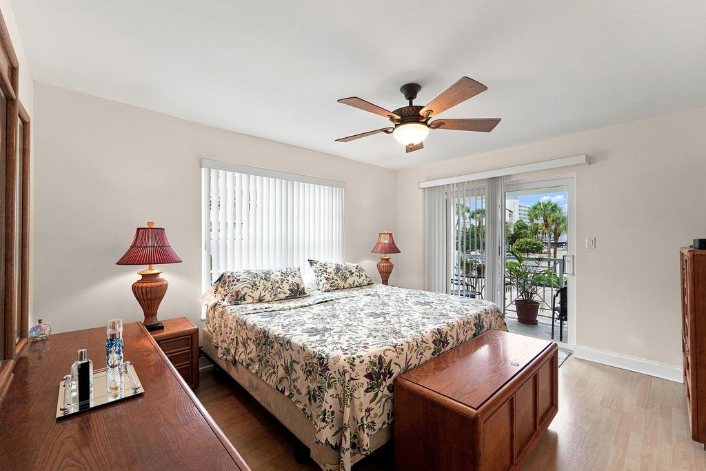 2870 NE 14TH ST Causeway #208C, photo 6
