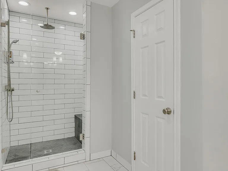 3209 Sailmaker Ln — Photo 23