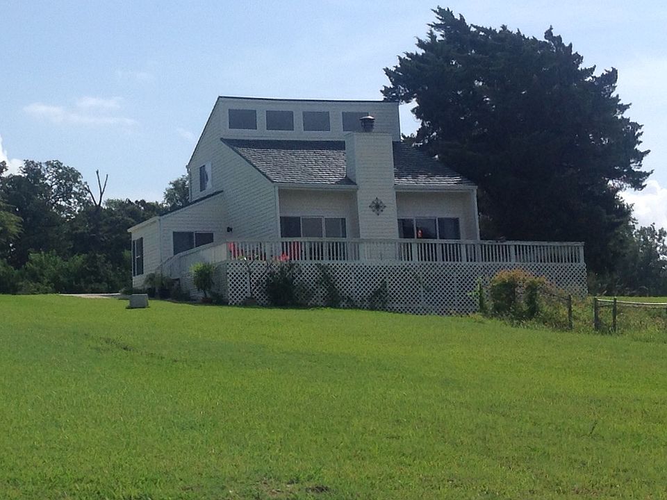 1st image of 612 Echo Ln