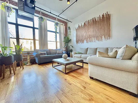 9 Mckibbin Court #200