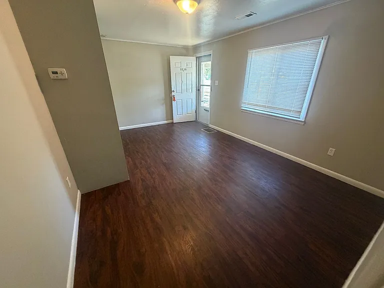 626 Prairie Rd — Photo 16