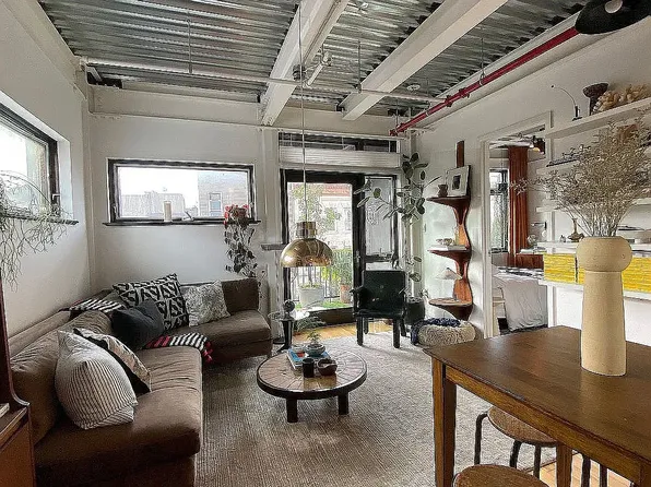 269 Withers Street image 1 of 8