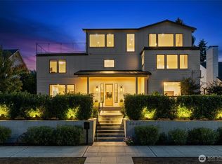 3037 27th Ave W, Seattle, WA 98199