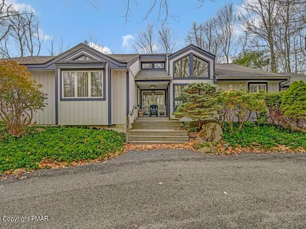 576 Conestoga Trl, Pocono Pines, PA 18350