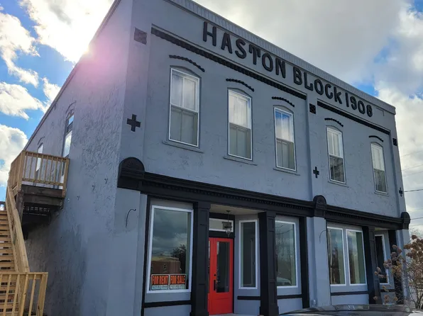 172 College St, Spencer, TN 38585