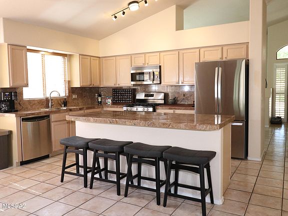 5th image of 11134 N Sand Pointe Dr