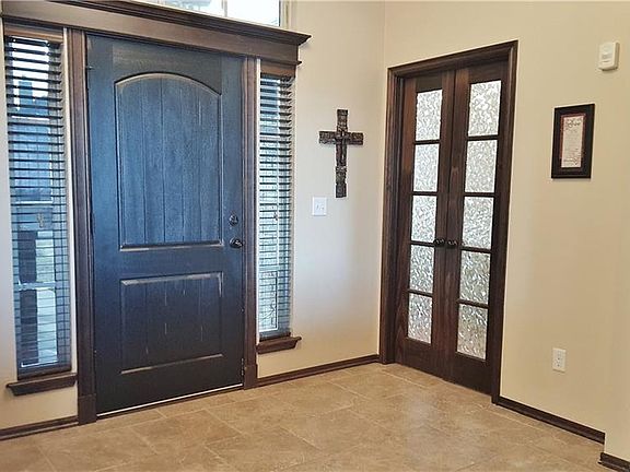 3rd image of 3004 Brookstone Lakes Dr