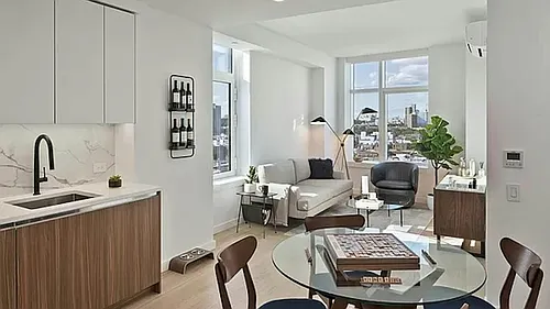 28 Spencer Pl #4D Photo 1
