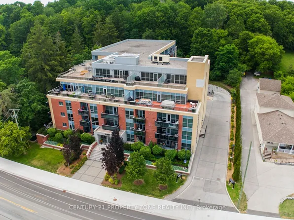 8302 Islington Ave Unit 219, Vaughan, ON L4L 0E6