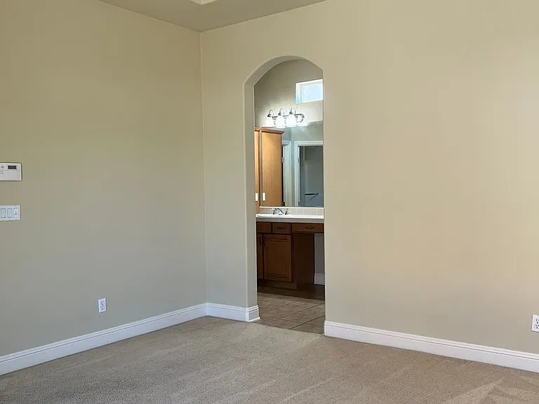 1256 Jorgenson Dr — Photo 10