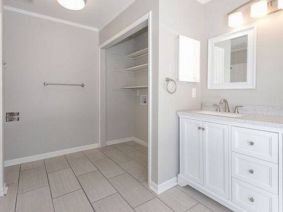 2nd image of 9601 Copley Dr