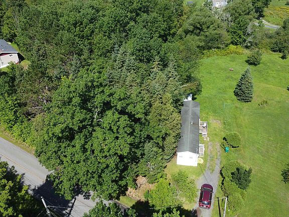 5th image of 805 Marshdale Rd