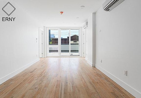2nd image of 662 E New York Ave #2A