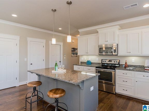 5th image of 449 Sunbelt Dr