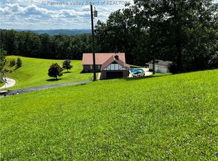 813 Doss Hill Rd, Fort Gay, WV 25514