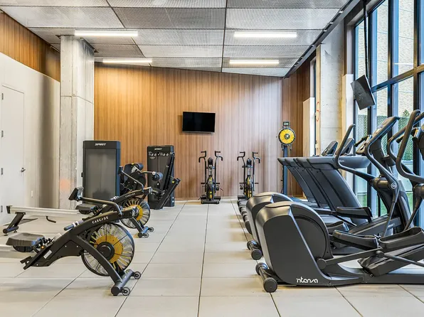 99 Fleet Place image 9 of 40