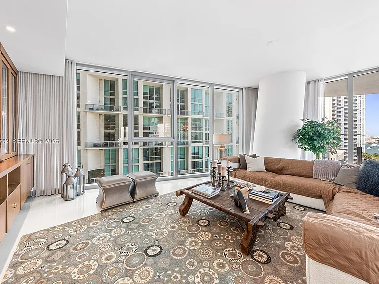 300 Biscayne Boulevard Way #901E — Photo 6