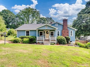 705 Davis St, Belmont, NC 28012